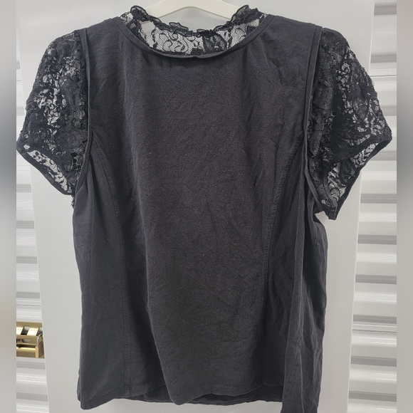 Torrid Hot Topic lace sleeve top - Picture 4 of 7